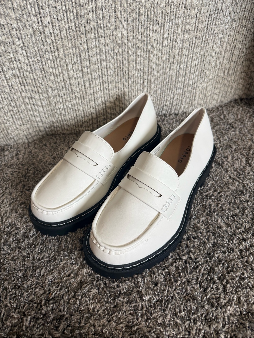 torrid Chunky Loafers Size 9 NWOT